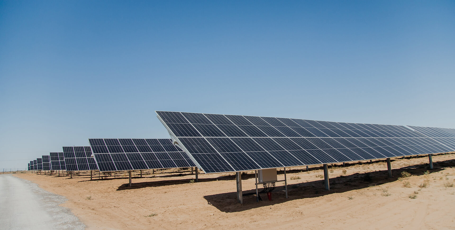 カザフスタン太陽光発電所