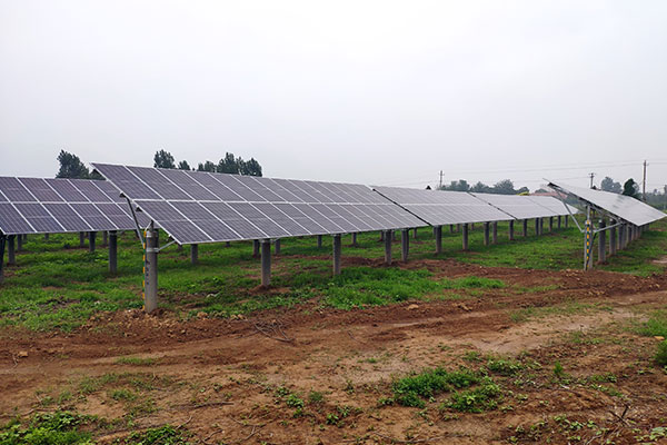 山西運城太陽光発電所 モジュール型番：SRP-380-BMA プロジェクト所在地：中国山西省 プロジェクト容量：10MW